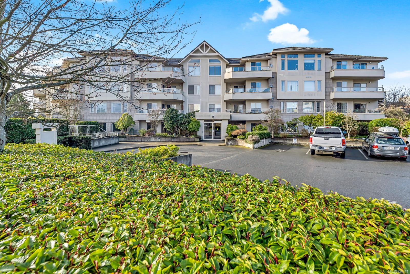New property listed in SW Gateway, Saanich West